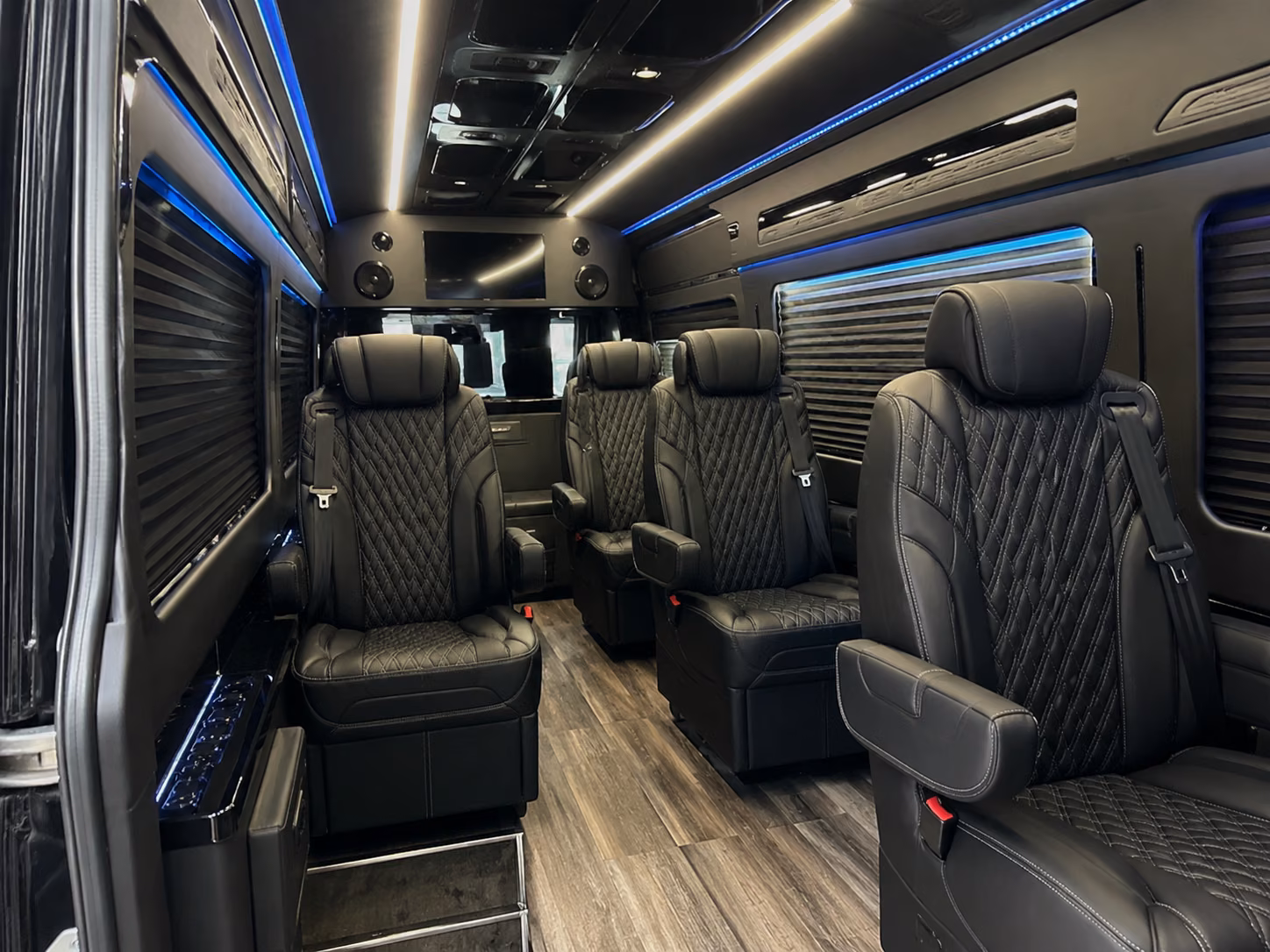 sprinter limos and minibuses for smaller bossier city prom groups